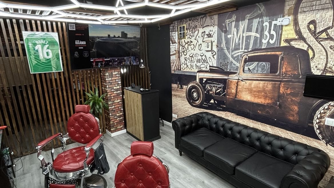 Bandoleros — barbería en Benahadux