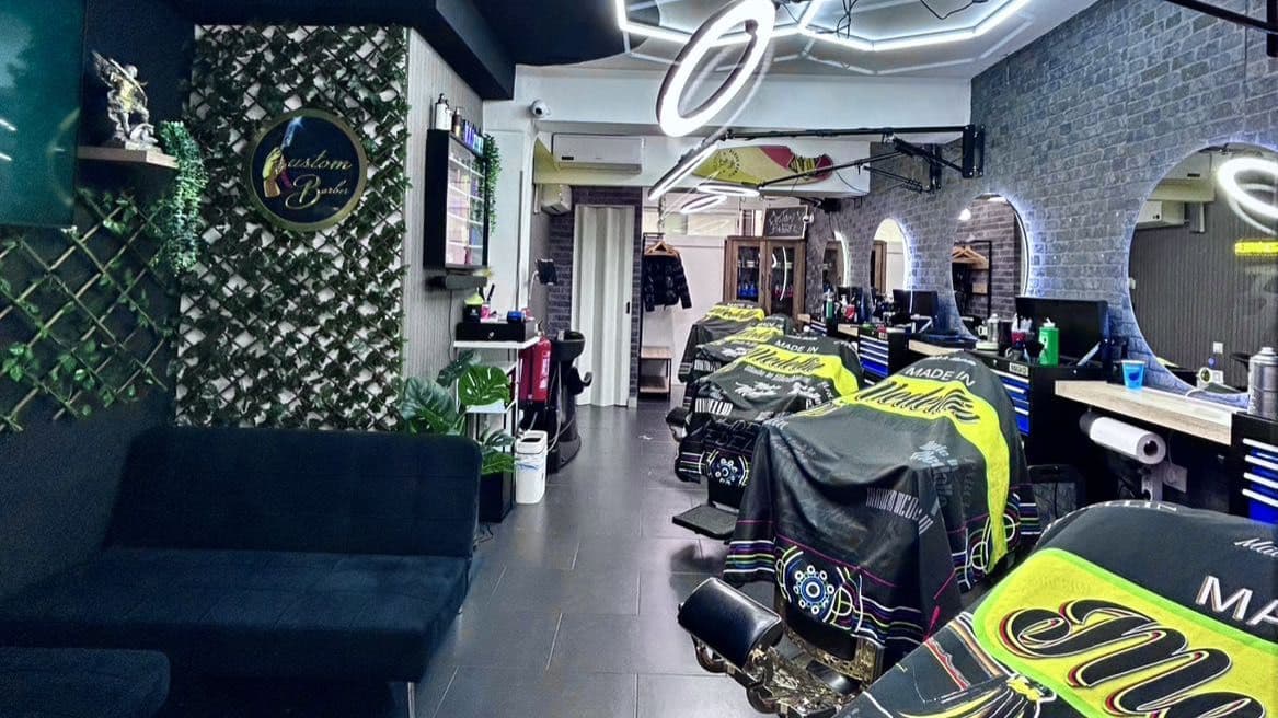 Custom barber — barbería en Tarragona