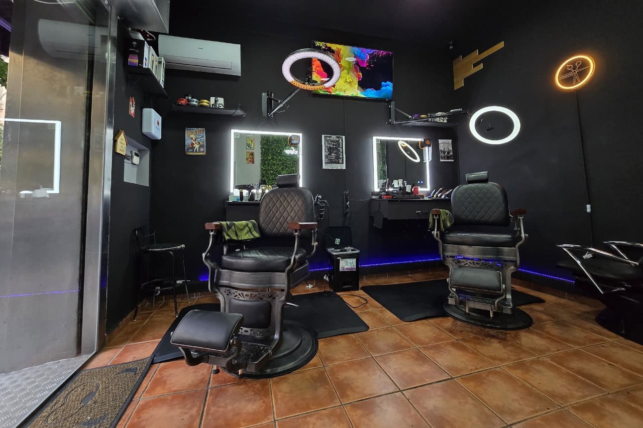 Jh barber — barbería en Córdoba