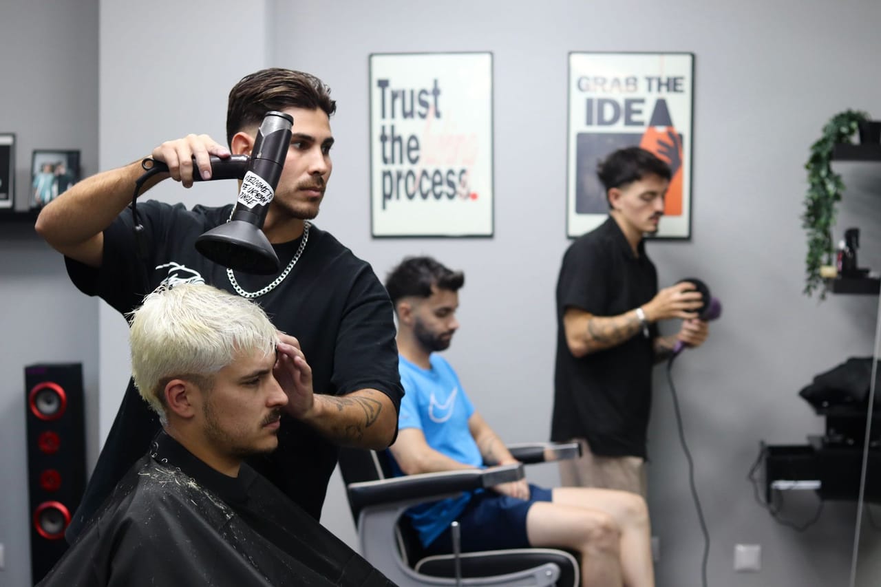 HTB Hair Salon — barbería en Alcalá de Henares