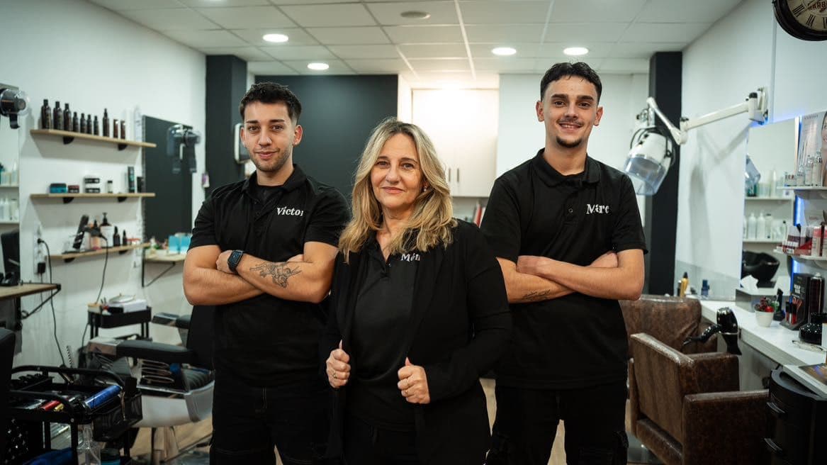 Perruqueria & Barberia 3M — barbería en Santa Eulàlia de Ronçana