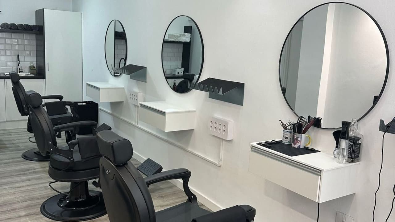 Omar Méndez peluqueros — barbería en Santa Lucía de Tirajana