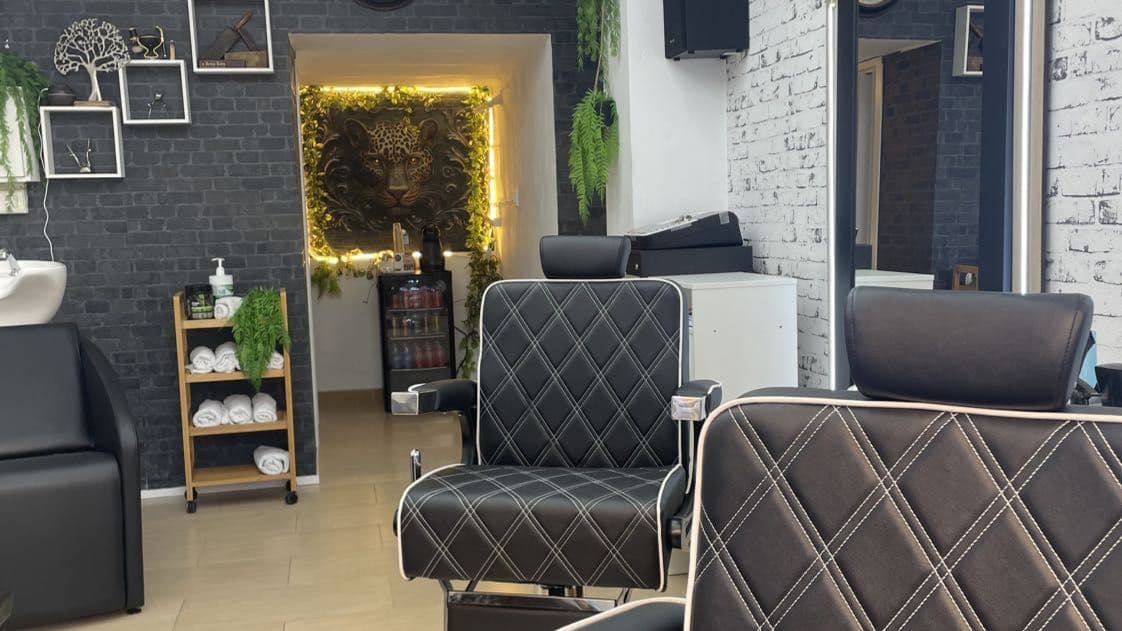 Js_barbervip — barbería en Valencia
