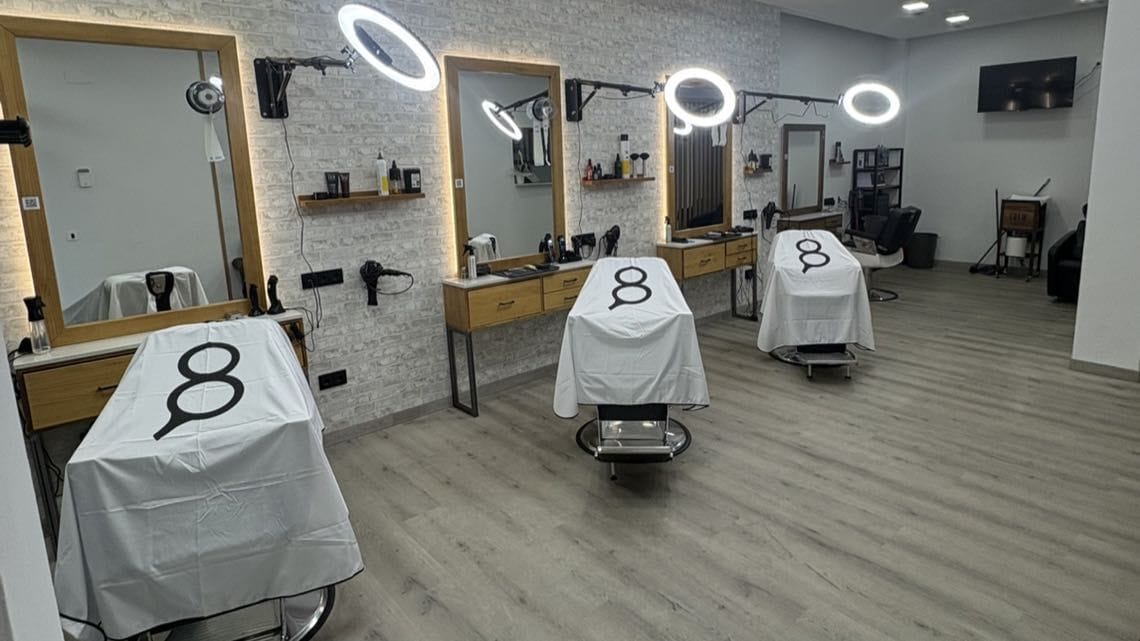 Ocho Minutos — barbería en Plasencia