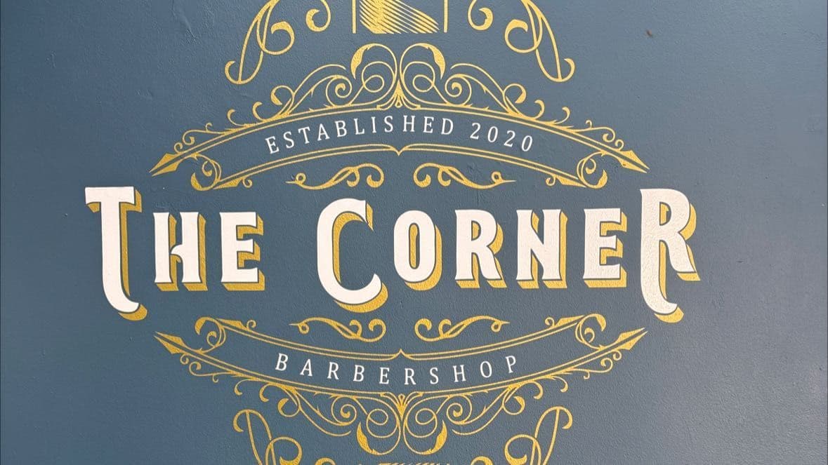 The corner barbershop — barbería en Mairena del Aljarafe